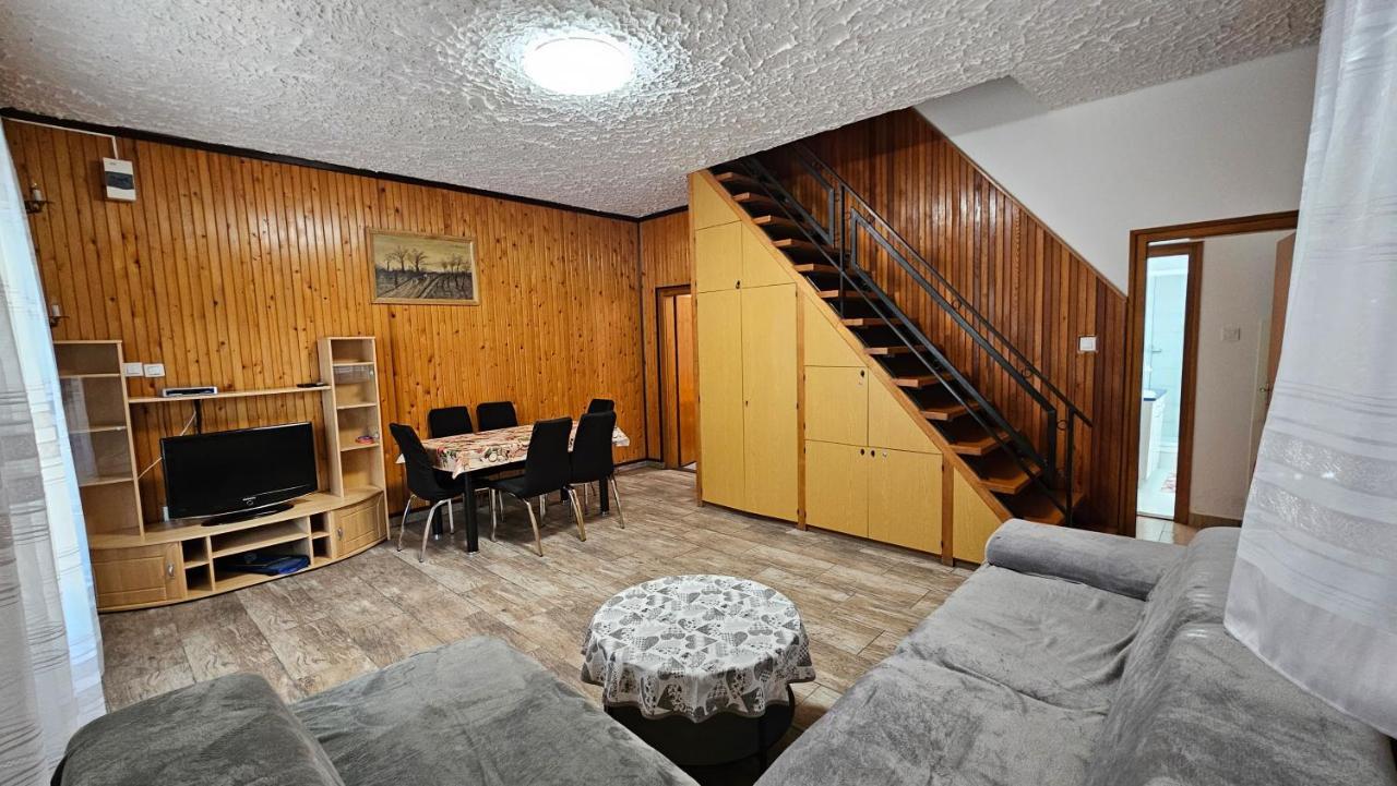 Villa Maria 93 à Balatonmáriafürdő Extérieur photo